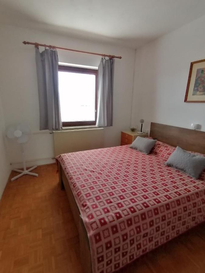Apartmaji Karbic Postojna Exterior foto