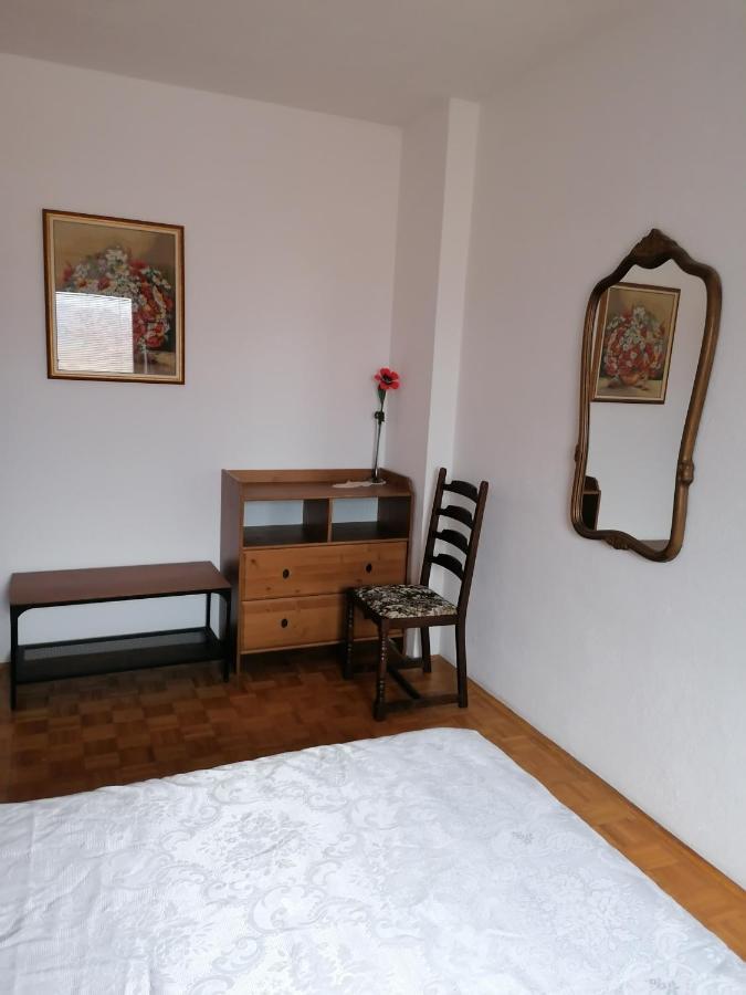 Apartmaji Karbic Postojna Exterior foto